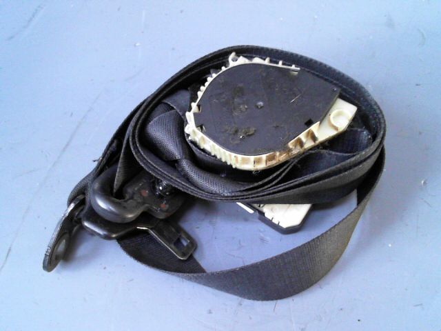 Ceinture avant gauche FORD FOCUS 1.8 TDCi 115ch Trend Diesel - 1