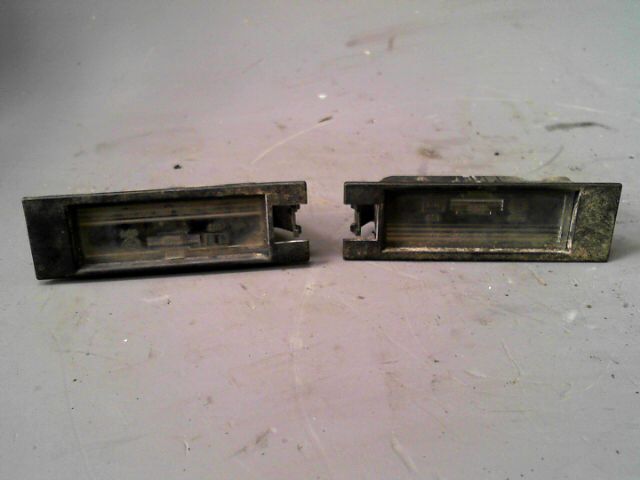 Eclairage de plaque OPEL CORSA 1.7 DI 16v Diesel - 1