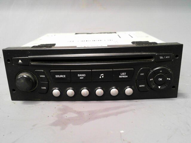 Autoradio d'origine PEUGEOT 3008 1.6 HDi 110 FAP Premium Diesel - 1