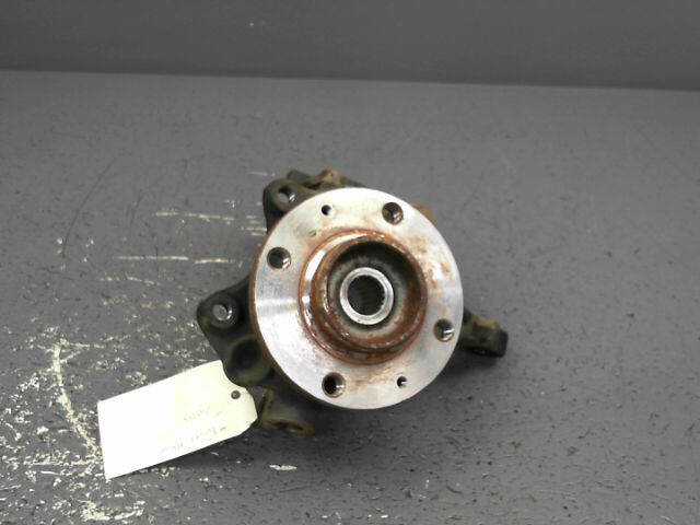 Fusee avant gauche PEUGEOT 208 Essence - 1