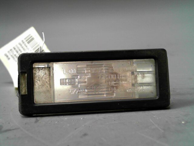 Eclairage de plaque RENAULT ESPACE Initiale 3.0 dCi Proactive Diesel - 1