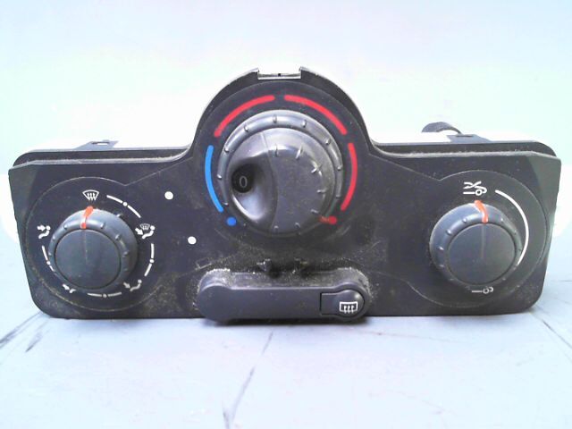 Commande chauffage RENAULT CLIO 1.5 DCi 70ch Pack Authentique Diesel - 1