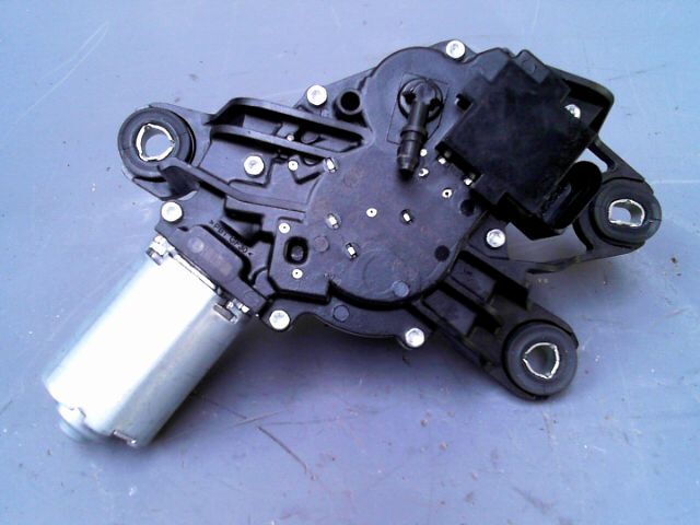 Mecanisme essuie glace arriere VOLKSWAGEN GOLF 1.6 TDi 105 FAP CR Trend Diesel - 1