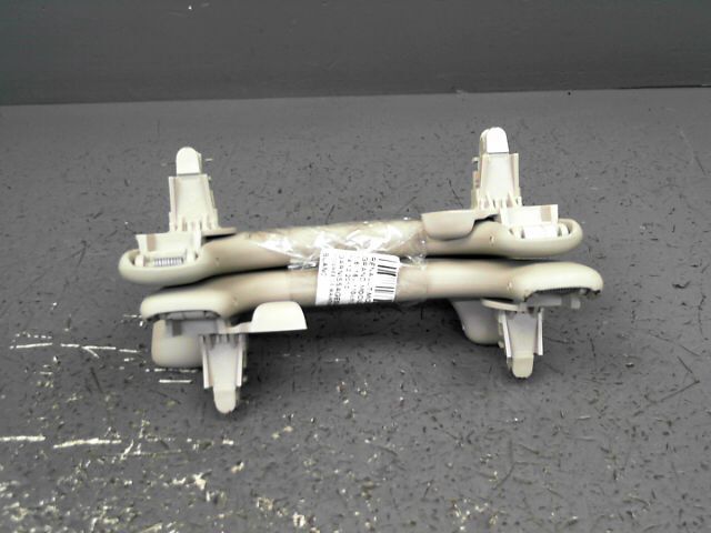 Poignee de maintien RENAULT MODUS 1.6i 16v 110ch Dynamique Essence - 1