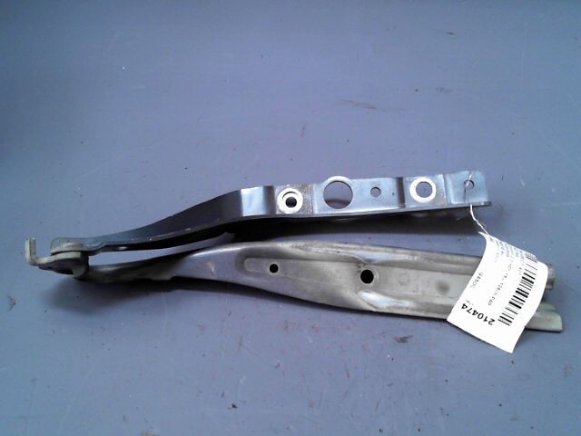 Charniere de capot PEUGEOT 407 Confort 2.0 HDi 16v 126ch FAP Diesel - 1