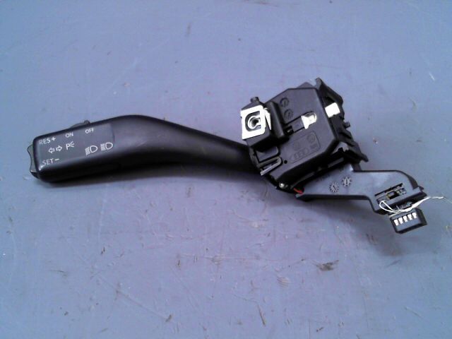 Commodo phare SEAT ALTEA 1.9 TDi 105ch Gran Via Diesel - 1