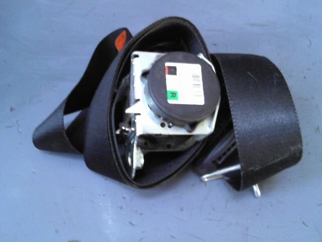 Ceinture avant droit FORD FOCUS C-MAX 1.8 TDCi Trend Diesel - 1