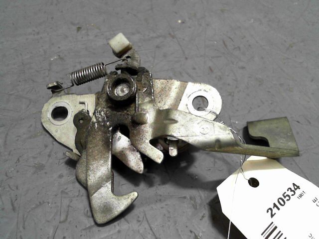 Serrure de capot PEUGEOT 107 1.0e 12v Trendy 2-Tronic Essence - 1