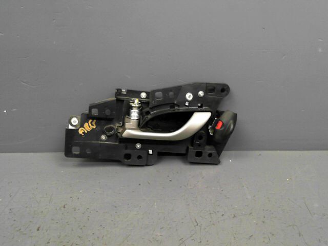 Poignee interieur arriere gauche HONDA CIVIC 1.8i Sport Essence - 1
