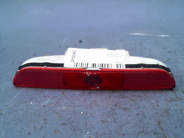 Feu arriere stop central MAZDA 3 Diesel - 1