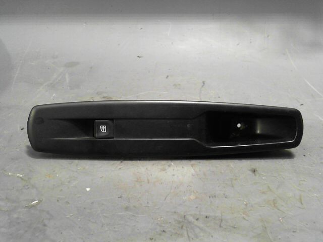 Interrupteur de leve vitre avant droit RENAULT SCENIC 1.5 dCi 105ch Dynamique Diesel - 1