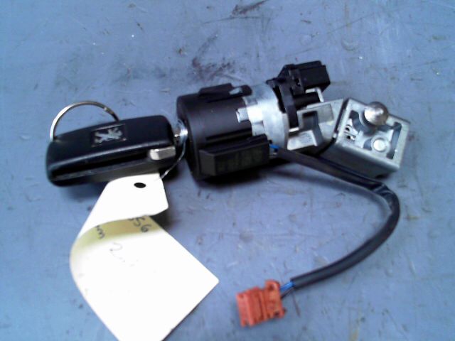 Antivol de direction PEUGEOT 207 1.4 HDi Affaire Diesel - 1