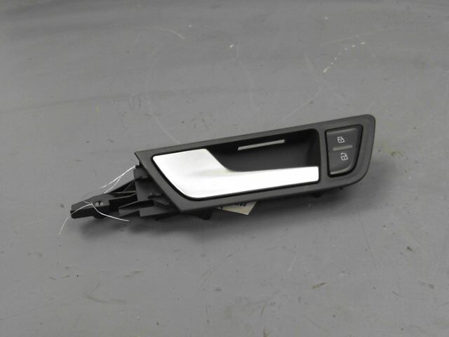 Poignee interieur avant gauche AUDI Q5 Diesel - 1
