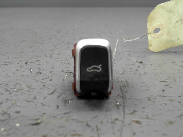Actionneur verrou trappe d'essence AUDI Q5 Diesel - 1