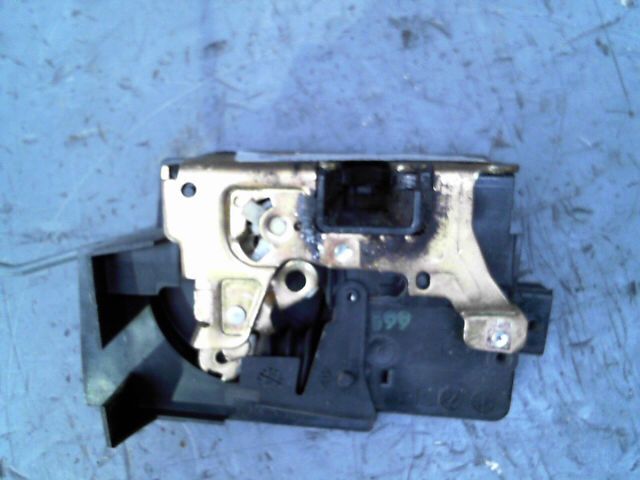 Serrure avant droit RENAULT LAGUNA Diesel - 1