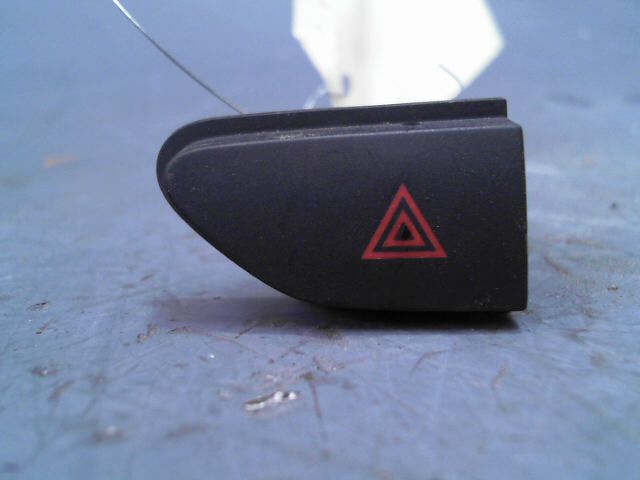 Bouton de warning RENAULT CLIO Diesel - 1