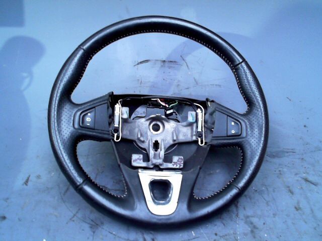 Volant RENAULT MEGANE 1.5 dCi 110ch FAP Diesel - 1