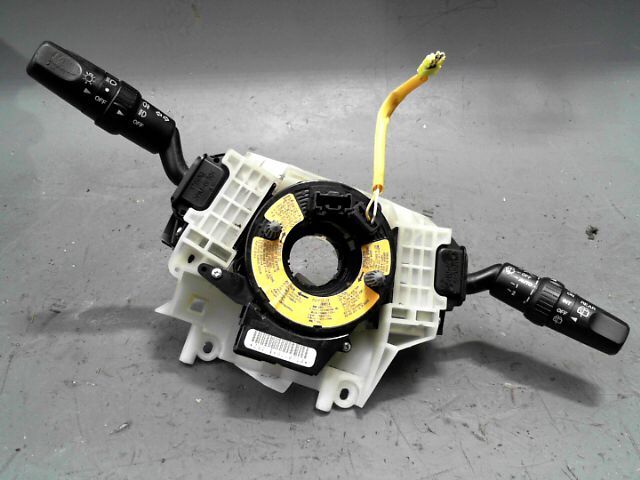 Com (Bloc Contacteur Tournant+Commodo Essuie Glace+Commodo Phare) MAZDA 5 Diesel - 1