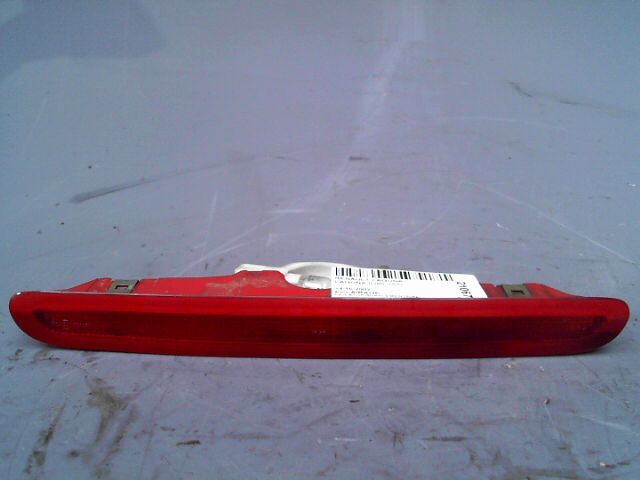 Feu arriere stop central RENAULT LAGUNA Essence - 1