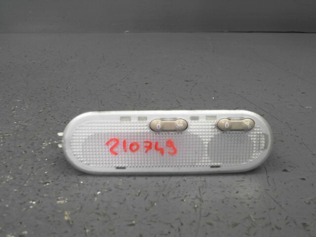Eclairage de plafonnier AUDI A6 Diesel - 1