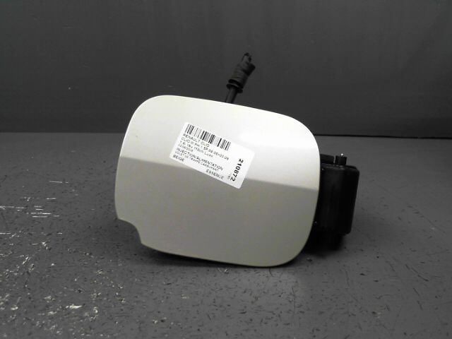 Trappe d'essence RENAULT CLIO 1.6i 16v 110ch Luxe Dynamique Essence - 1