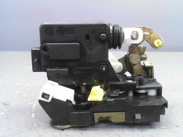 Serrure arriere gauche RENAULT CLIO Chipie 1.9D 6CV Diesel - 1