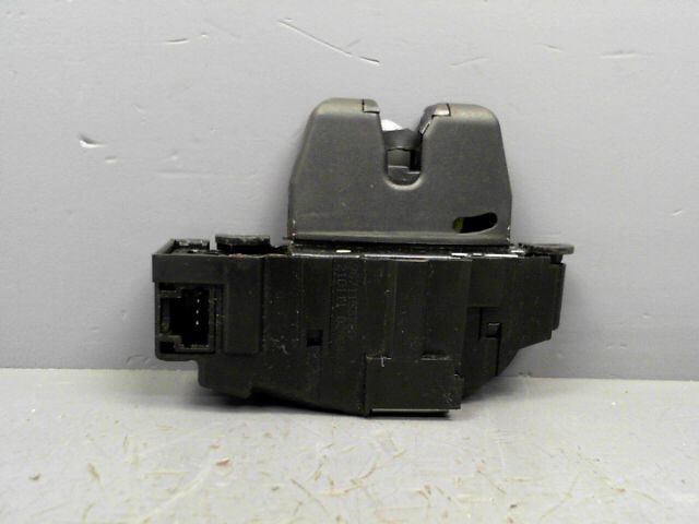 Serrure de hayon PEUGEOT 207 Diesel - 1