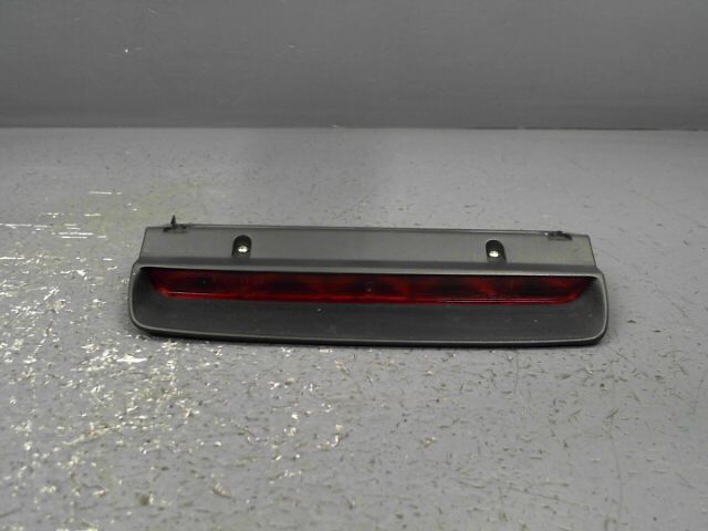 Feu arriere stop central CITROEN SAXO 1.1i SX Essence - 1