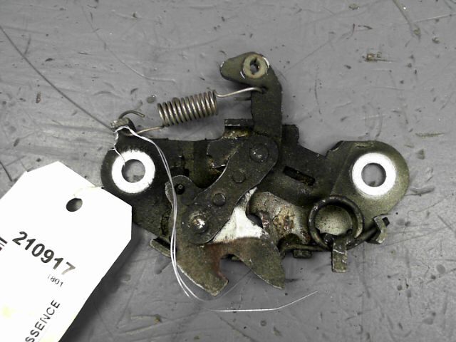 Serrure de capot PEUGEOT 106 Open 1.0 Essence - 1