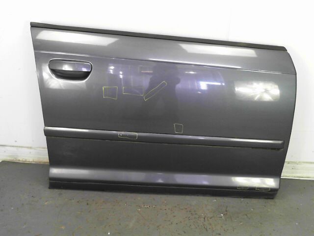 Porte avant droit AUDI A3 1.9 TDi Attraction Diesel - 1