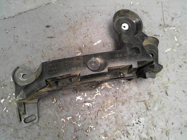 Support de pare chocs arriere CITROEN DS3 Diesel - 1