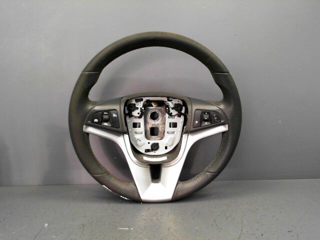 Volant CHEVROLET CRUZE 2.0 VCDi 150ch LT Diesel - 1
