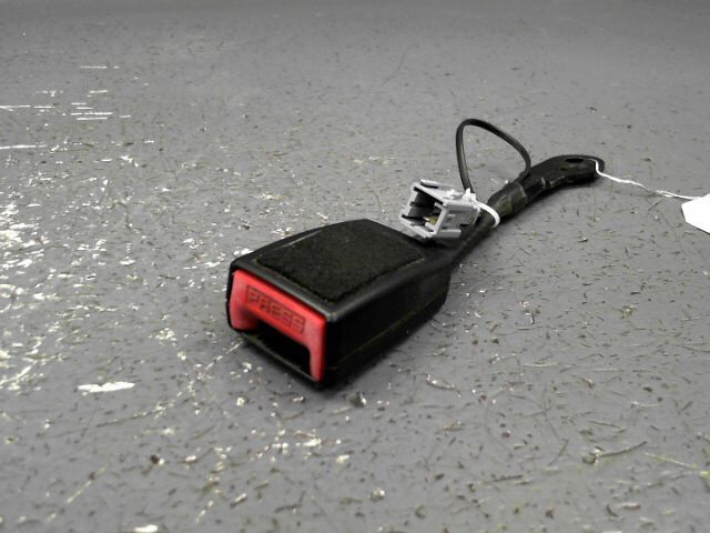 Attache ceinture avant gauche CITROEN C5 Diesel - 1
