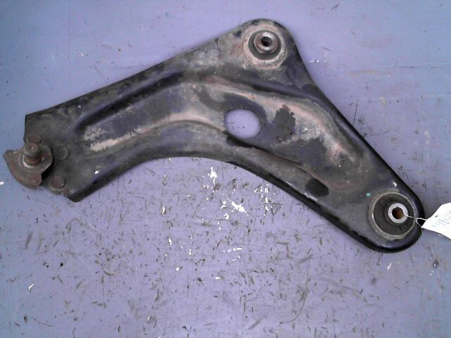 Triangle avant gauche PEUGEOT 207 1.4 HDi 70ch Trendy Diesel - 1