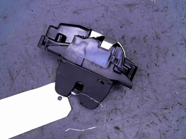 Serrure de hayon PEUGEOT 207 1.4 HDi 70ch Trendy Diesel - 1