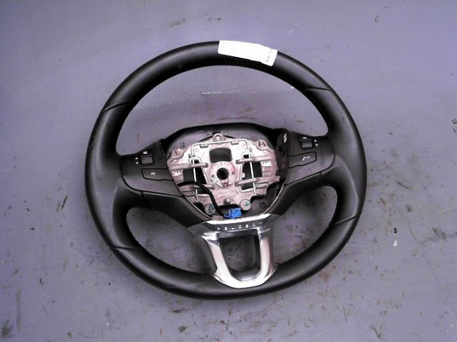 Volant PEUGEOT 208 Essence - 1