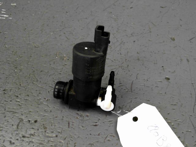 Pompe lave glace avant CITROEN C2 1.4i Essence - 1