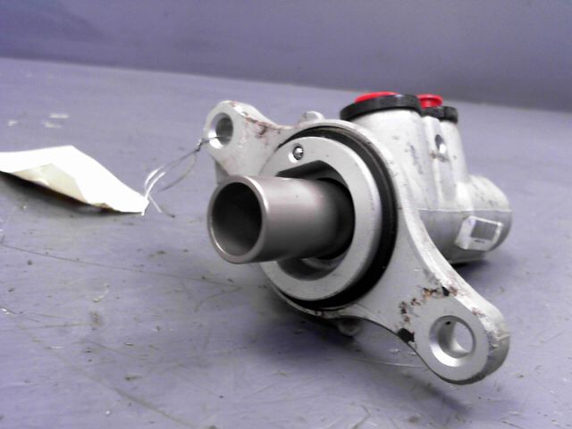 Maitre cylindre (freinage) PEUGEOT 207 Essence - 1