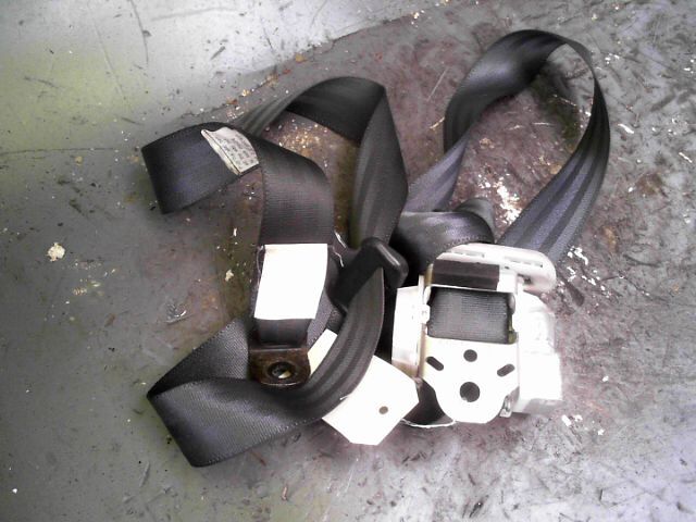 Ceinture arriere gauche SUZUKI SX4 1.9 DDiS GLX 4WD Diesel - 1