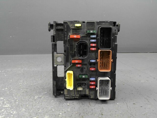 Boitier servitude moteur (BSM) PEUGEOT 307 Diesel - 1