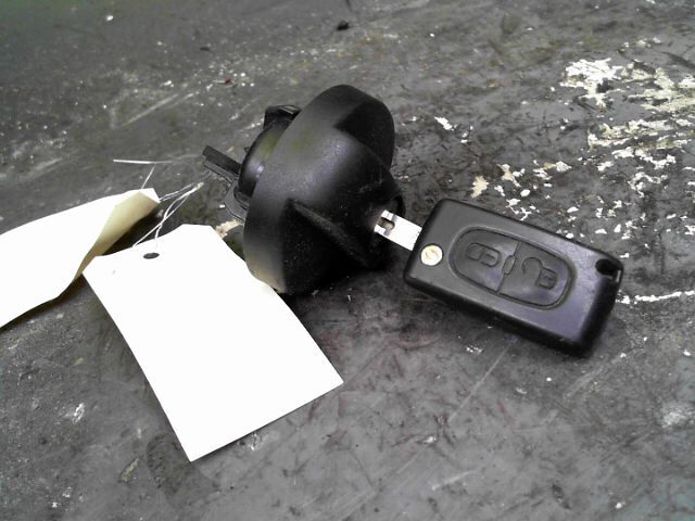 Bouchon de carburant PEUGEOT 207 Diesel - 1
