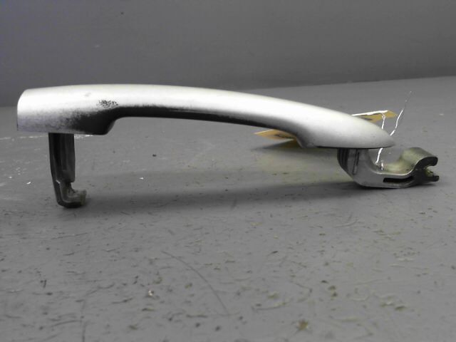 Poignee porte avant gauche RENAULT CLIO Diesel - 1