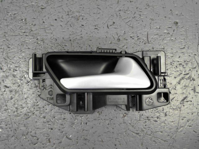 Poignee interieur avant droit PEUGEOT 308 Diesel - 1