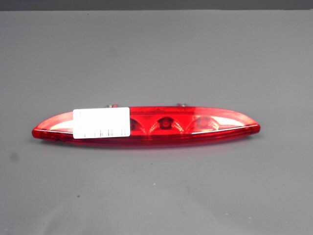 Feu arriere stop central PEUGEOT 208 Diesel - 1
