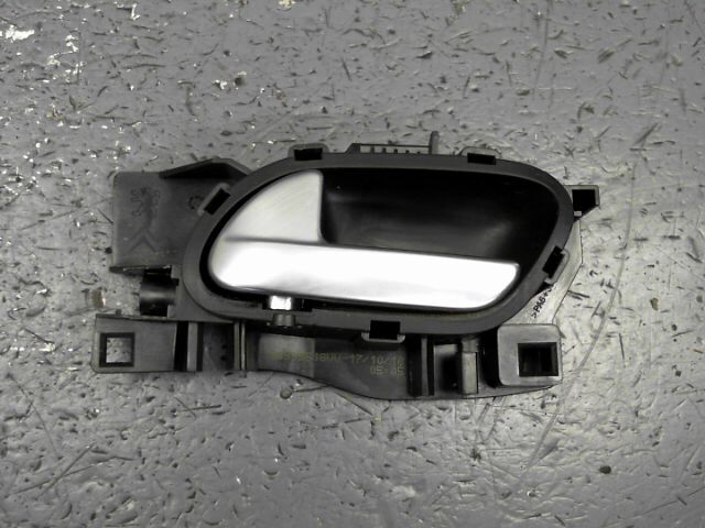 Poignee interieur avant gauche PEUGEOT 208 Diesel - 1