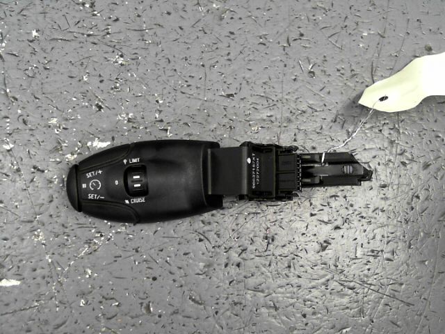 Commande regulateur vitesse PEUGEOT 208 Diesel - 1