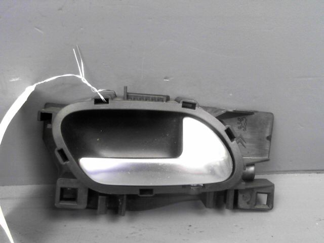 Poignee interieur avant droit CITROEN C-ELYSEE Essence - 1