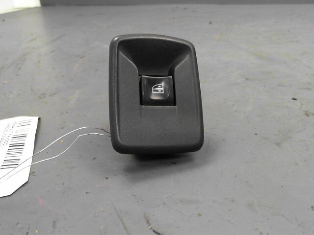 Interrupteur de leve vitre avant droit RENAULT KANGOO Diesel - 1