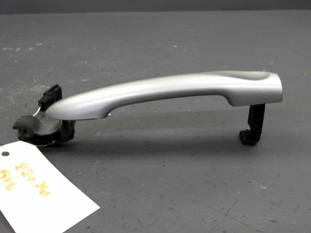 Poignee porte avant droit RENAULT SCENIC 1.4 TCE Dynamique Diesel - 1