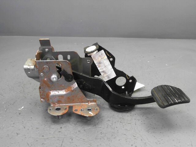 Pedale de frein RENAULT SCENIC 1.4 TCE Dynamique Diesel - 1